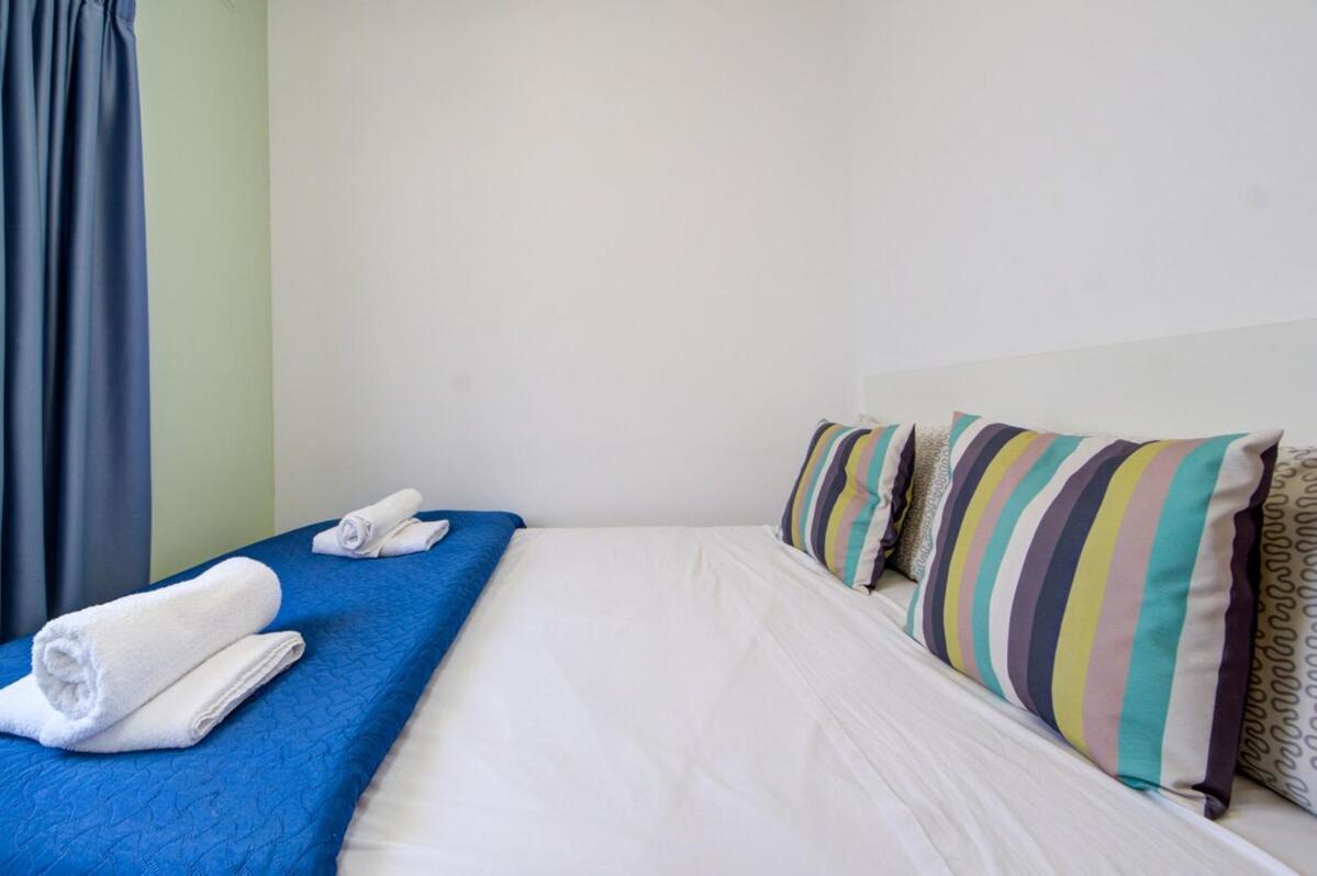 Azure Haven - Gzira Apartments And Penthouse By Shortletsmalta Phòng bức ảnh